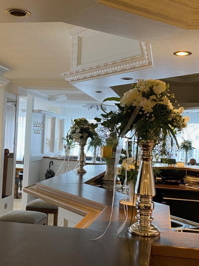 Hotel St. Hubertus Wallmerod 外观 照片