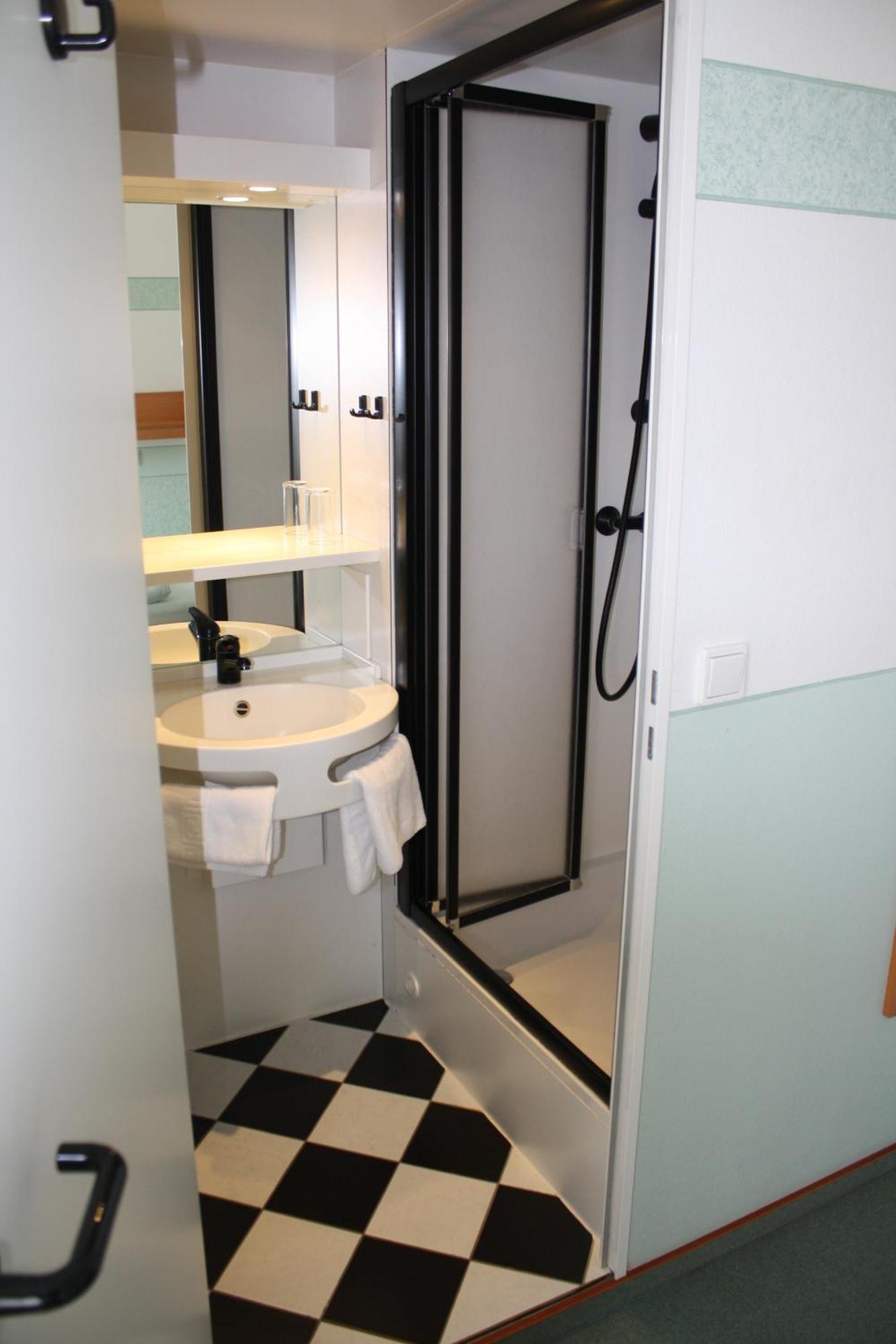 Hotel St. Hubertus Wallmerod 外观 照片