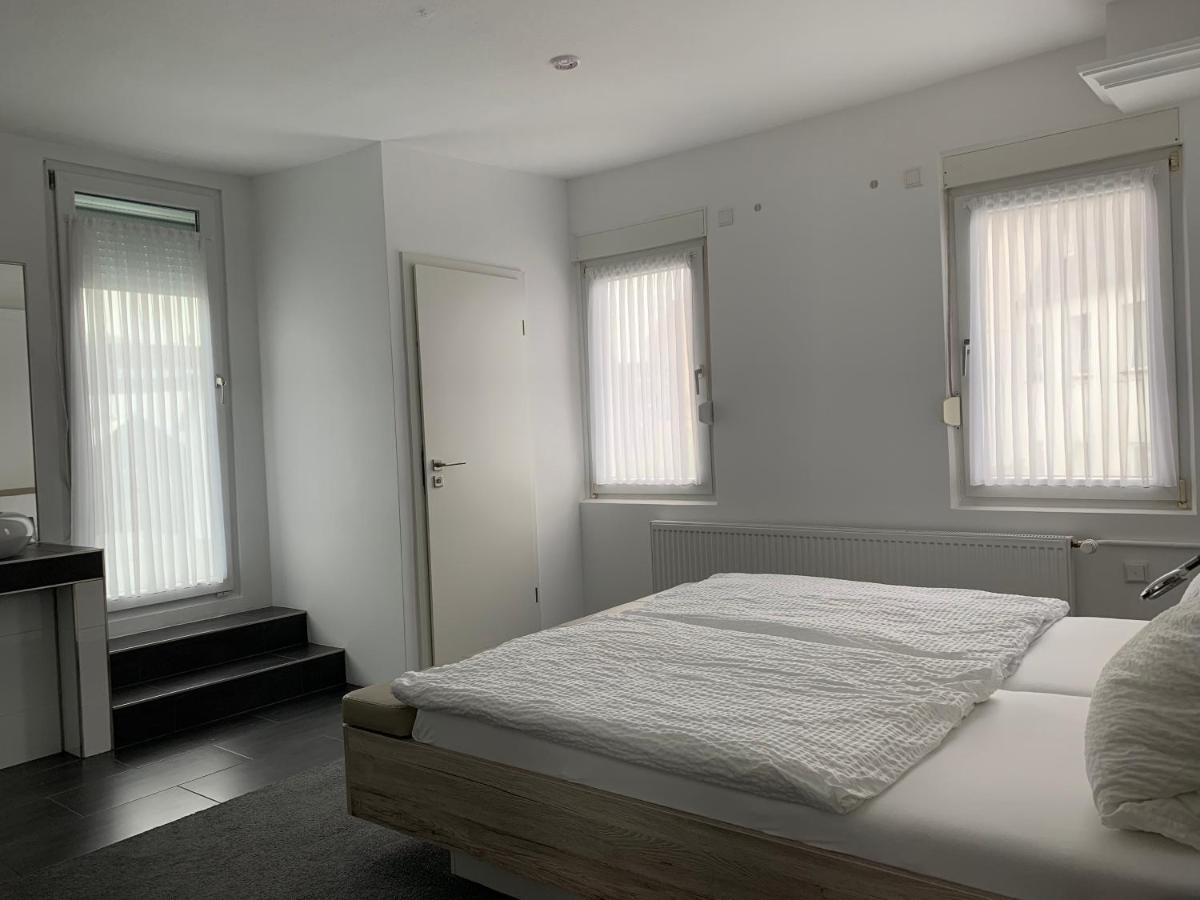 Hotel St. Hubertus Wallmerod 外观 照片